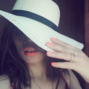 Meet your Posher, Rubi